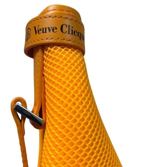 Veuve Clicquot Insulated Champagne Wine Jacket - Picture 5 of 7